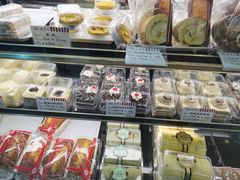 面包甜点陈列柜-红宝石·鲜奶小方(万航店)