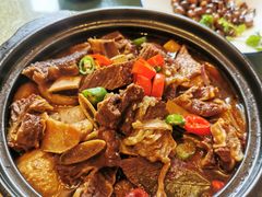 -山明水秀农庄