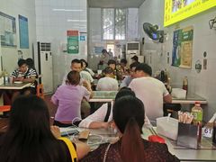 大堂-津品味小吃(大学湾店)
