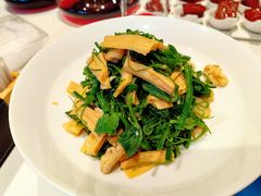 -北平楼·烤鸭·北京菜(牡丹园店)