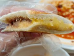 芝士吞拿鱼夹饼-喜莲咖啡