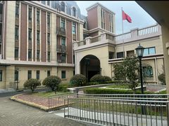 -奉贤东方美谷金汇敬老院·医护康复·日月星连锁(奉贤院)