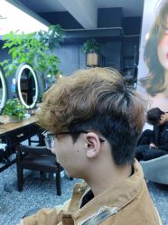 -藤野造型专业烫染接发