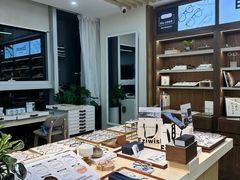 -Eziwish眼镜·蔡司授权店