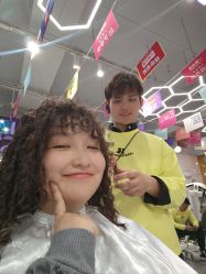 -容萨美业·美容美发