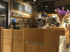 -猫的天空之城概念书店(苏州诚品店)