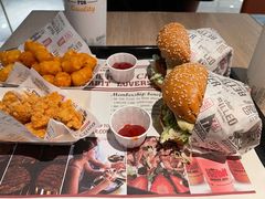 -The Habit Burger Grill 哈比特汉堡(复兴soho店)