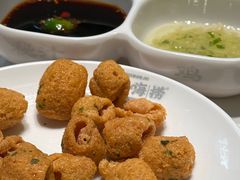 -洪氏嗨捞·广东猪肚鸡·椰子鸡火锅(西咸万象城店)