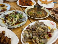 -老东镇啤酒屋海鲜加工·蒸汽海鲜·海鲜烧烤(台东店)