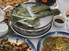 -一口猪海鲜浑锅·东北家常菜