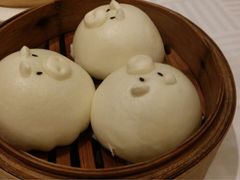 紫薯奶香猪仔包-龙凤酒家(广州大道店)