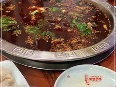 -刘胖娃鱼庄·特色肥肠鱼(杨家坪店)