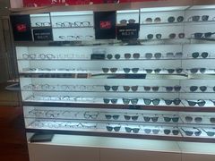 -LensCrafters亮视点·OAKLEY精选(静安嘉里中心店)