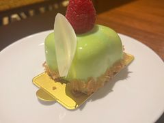 -广州中心皇冠假日酒店·汇点大堂吧