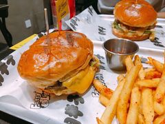 -Grinder 绞肉机汉堡(武定路店)