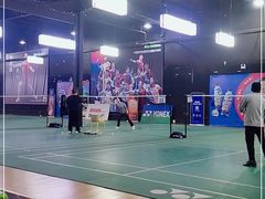-尤尼克斯羽毛球主题馆