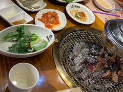 -万兴佳烤肉·长白山老味道(东岸里店)
