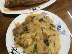 -缘来聚·徽菜名店(黄山宏村店)