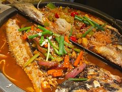 -鸣记脆皮烤鱼·海鲜烤鱼(三八广场店)
