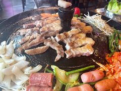 -豚豚家돈돈가韩国锅盖烤肉(新北万达店)