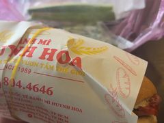 -Bánh Mì Huynh Hoa