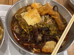 -爱民螺蛳粉(梧州国泰广场店)