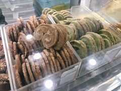 -上海哈尔滨食品厂(汇联商厦店)