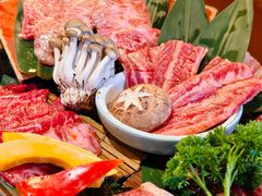 -炼火烤肉店
