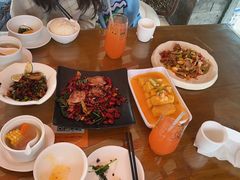 -隔壁老王·家常云南菜(花巷店)