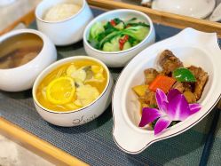 -安雅国际月子会所(拱北森宇富通店)