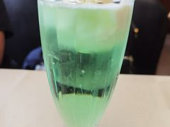 薄荷味冰淇淋沙打-德大西餐社(云南南路店)