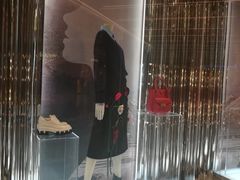 -PRADA普拉达(国际广场店)