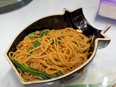 -刘姐啤酒鱼民族演艺餐厅(西街总店)