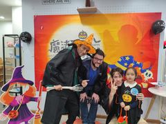 -i2青少儿英语(爱加星悦荟店)