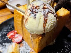 面包诱惑-前海沿·青岛菜(大拇指广场石老人店)