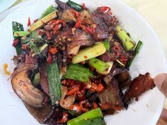 乡里小炒腊肉-笨罗卜浏阳菜馆(龙华鹏润达店)