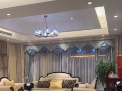 -沪华海鲜大酒楼(南汇店)