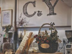 -C.Y Cafe