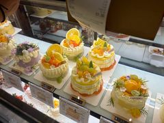 -花花卷卷·鲜食蛋糕(泉屋店)