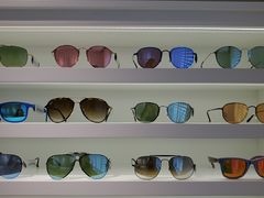 -目艮眼镜SHOWROOM(品牌集合店)