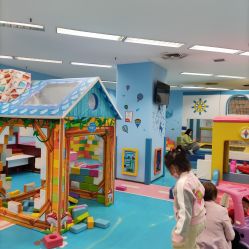 -孩子王童乐园(西安盛龙店)