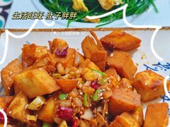 -壹阁胡羊焖饼(特色小吃街店)