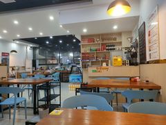 大堂-老何家后安粉·糟粕醋海鲜火锅(三亚湾椰梦长廊店)