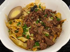 牛肉麻辣干拌面-吉亨面馆(古北1699店)