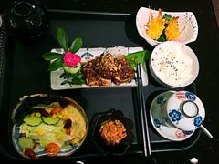 -千鹤日本料理(穿山路店)