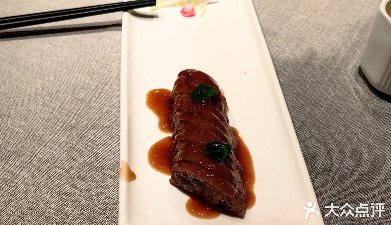 场中路的美食传奇