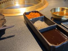 -铭牛烧肉·和牛海鲜自助(高新月牙湖店)