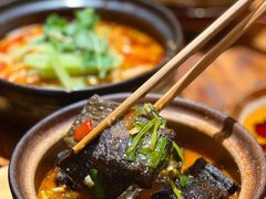 -有红鸡毛店·砂锅菜(抚琴夜市店)