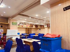 大堂-渔香岛美蛙鱼头火锅(威清路店)
