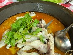 -九门寨石锅鱼烤鱼